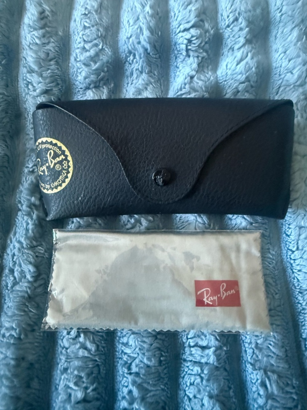Ray-Ban Black Sunglasses Case with Cleaning Cloth 3